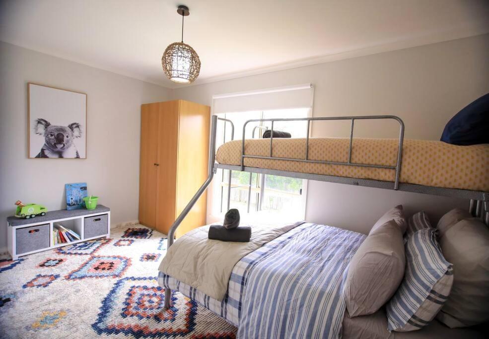 The Hangout King Beds Hammock Chairs With A View Port Campbell Bagian luar foto