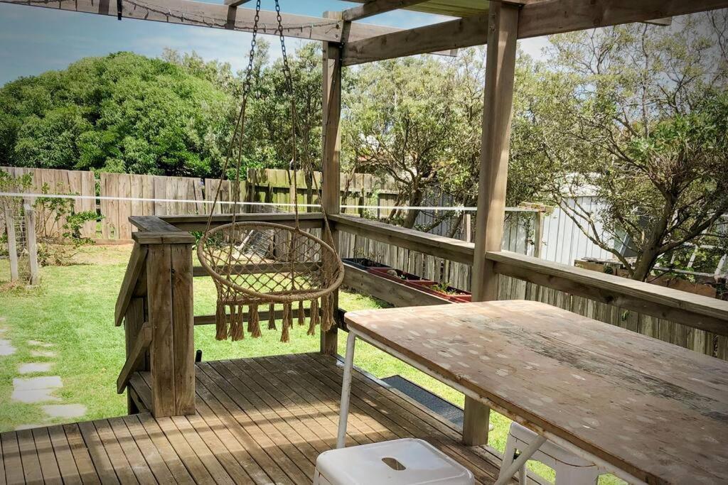 The Hangout King Beds Hammock Chairs With A View Port Campbell Bagian luar foto